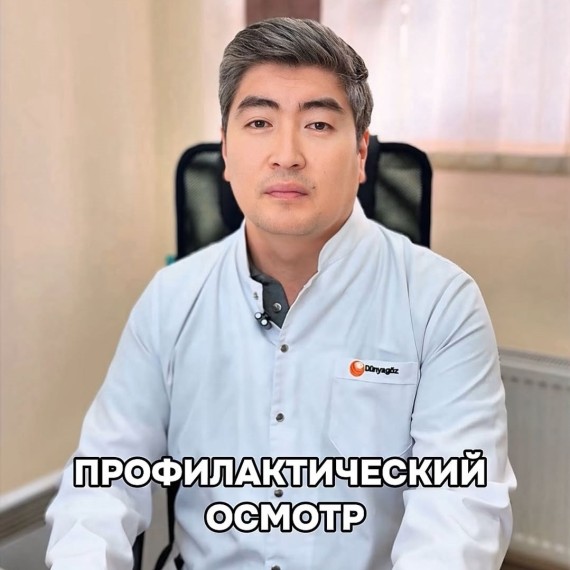 В каком возрасте нужно показывать мальчика урологу?