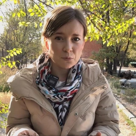 Значение фразы «кол салуу» в кыргызском языке
