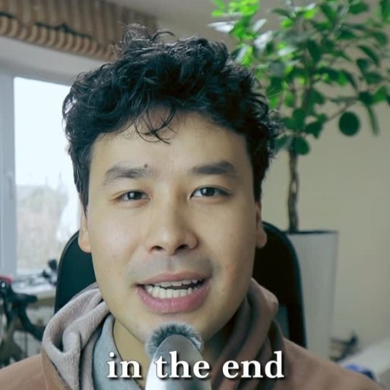 Разница "in the and" и "at the and"