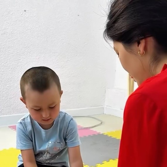 Алалия и дизартрия: почему ребёнок не говорит и что делать?